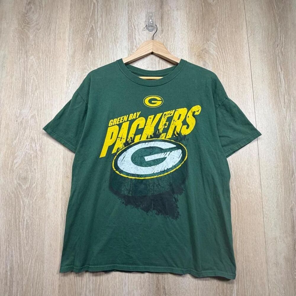 Nfl Men's Green T-shirt